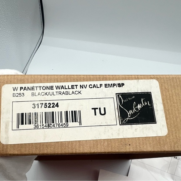 Christian Louboutin Panettone Zip Around Wallet - includes box and dust bag - Picture 16 of 16